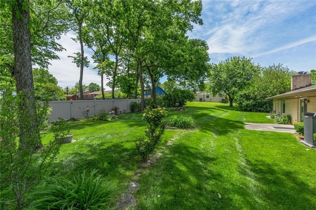 330 Winding Ridge Drive, Harrison Twp, OH 45415