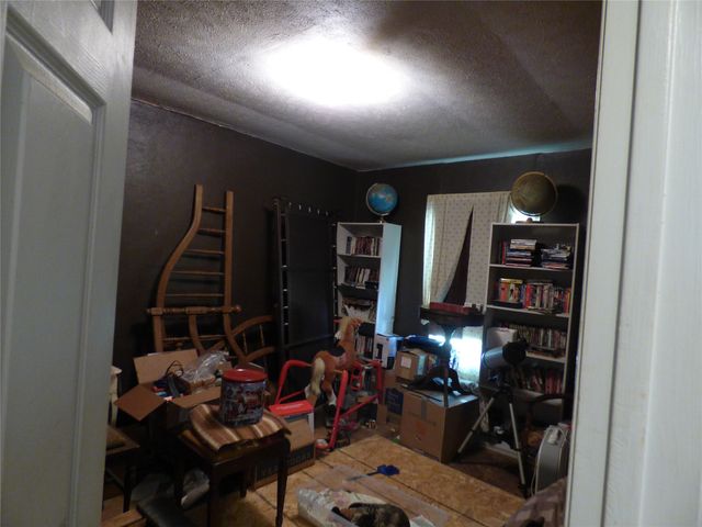 511 W Pecan Street, Aubrey, TX 76227