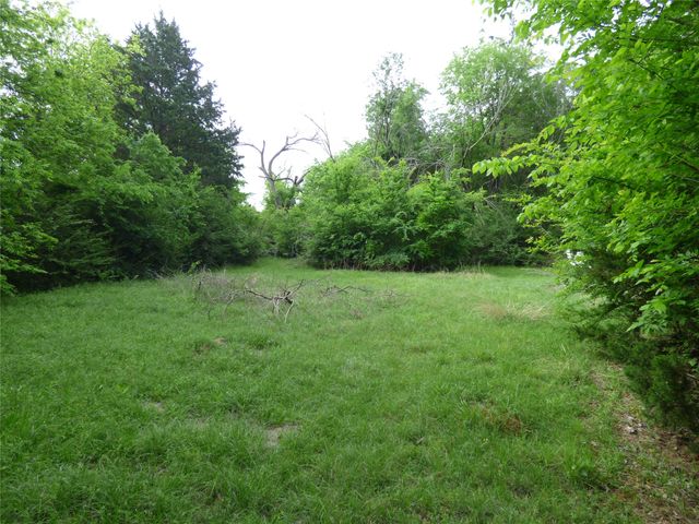 511 W Pecan Street, Aubrey, TX 76227