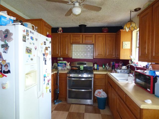 511 W Pecan Street, Aubrey, TX 76227