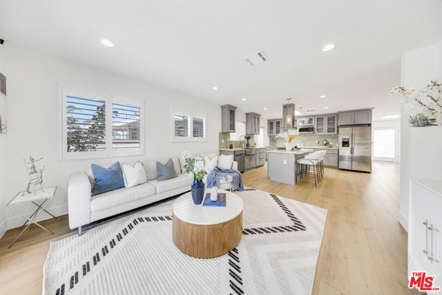 11115 Greenlawn Avenue, Culver City, CA 90230