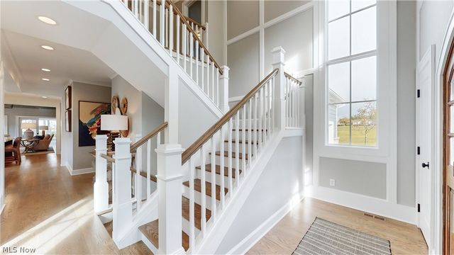 601 Trentstone Circle, Aurora, OH 44202
