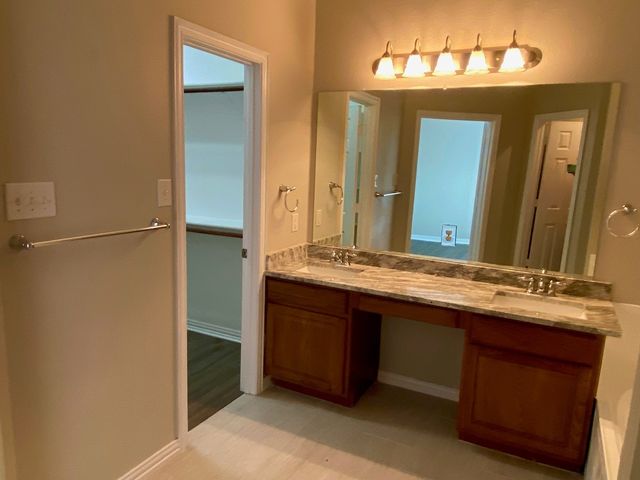 1813 Glen Aerie Lane, Corinth, TX 76210