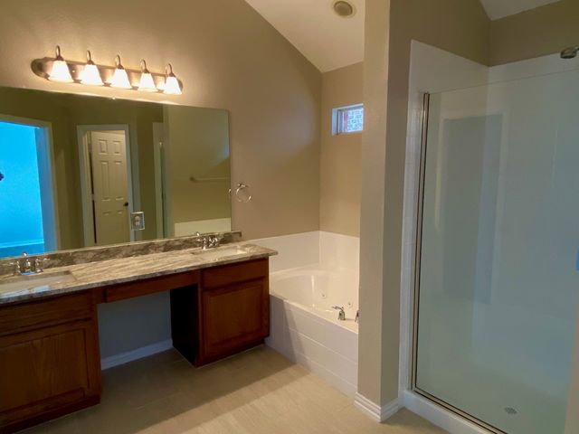 1813 Glen Aerie Lane, Corinth, TX 76210