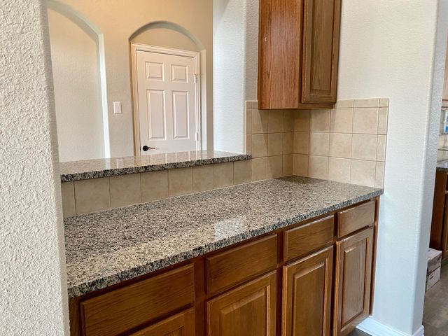 1813 Glen Aerie Lane, Corinth, TX 76210