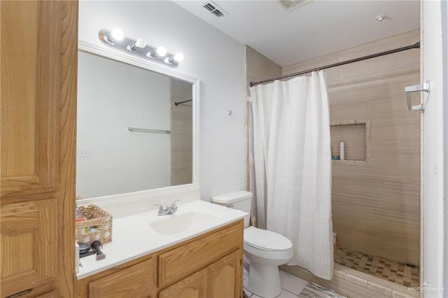 1107 Stonehaven Boulevard, Edinburg, TX 78539