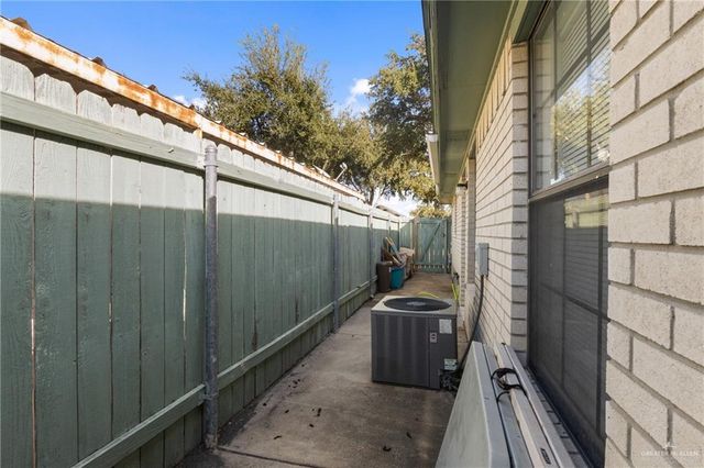 1107 Stonehaven Boulevard, Edinburg, TX 78539