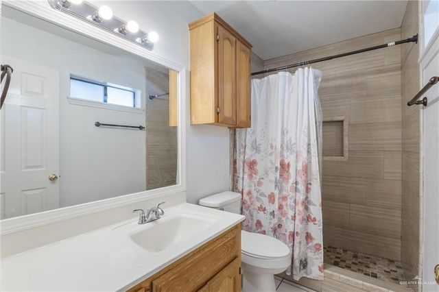 1107 Stonehaven Boulevard, Edinburg, TX 78539