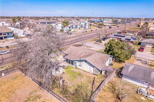 4001 Cork Dr, Corpus Christi, TX 78413