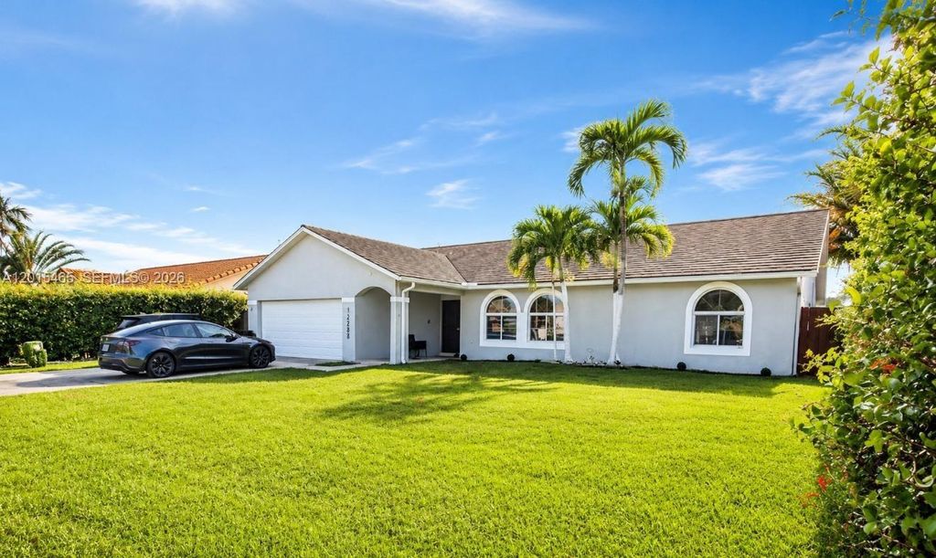 15046 SW 148th Place, Miami, FL 33196