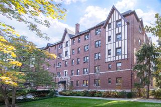 622 Pelhamdale Avenue 16, Pelham, NY 10803