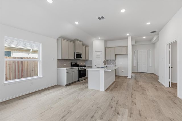 3807 Stars Way, League City, TX 77573