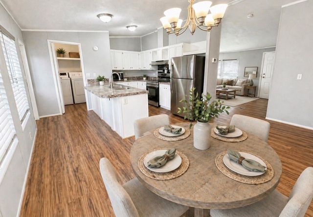 33114 Mckinley Circle, Magnolia, TX 77354