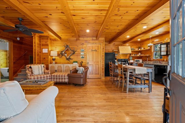 3956 Millers Ridge Way, Sevierville, TN 37862