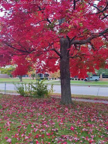 5441 Arden Avenue, Warren, MI 48092