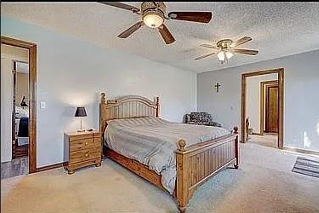 1025 E Triplett Road, Guthrie, OK 73044