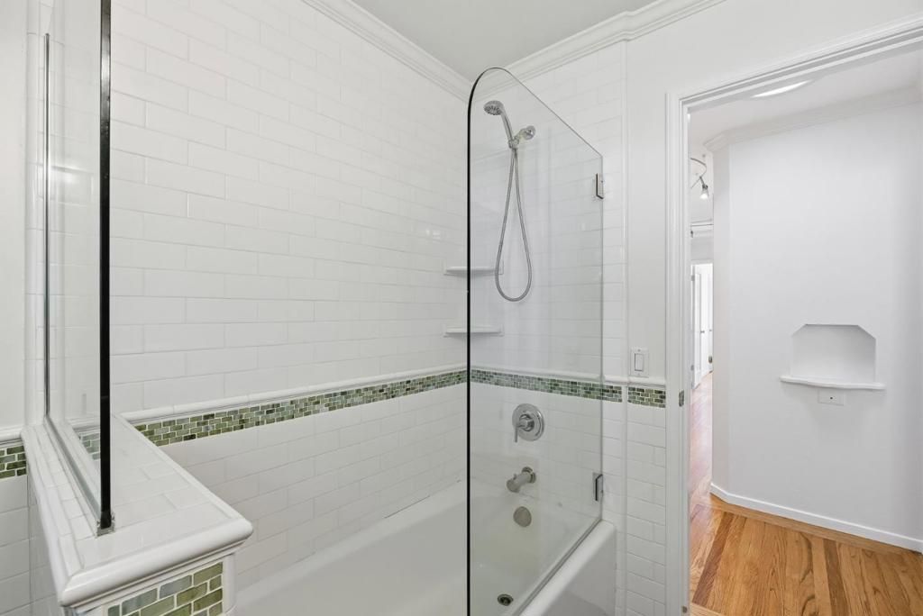 Image 25 of property listing at 2024 Eaton Avenue, San Carlos, CA 94070