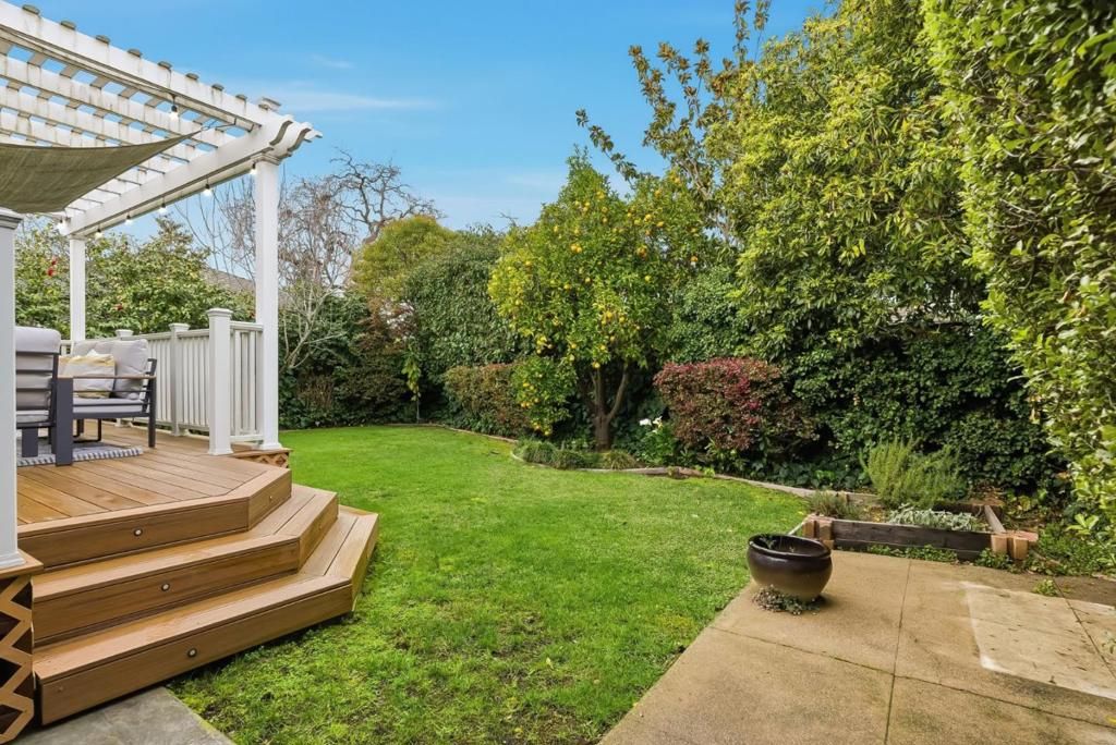 Image 30 of property listing at 2024 Eaton Avenue, San Carlos, CA 94070