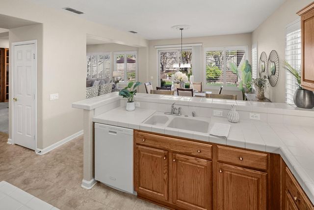 1930 Graeagle Ln, Lincoln, CA 95648