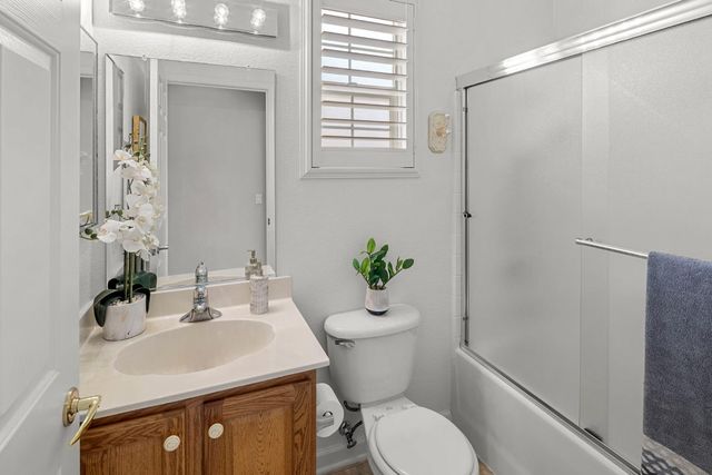 1930 Graeagle Ln, Lincoln, CA 95648