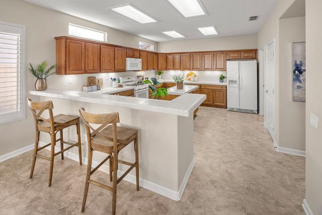 1930 Graeagle Ln, Lincoln, CA 95648