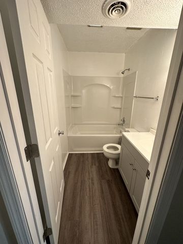 1057 Harold Dr, Nashville, TN 37217