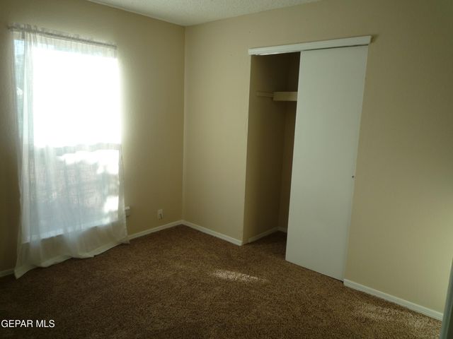 10708 LEVELLAND Place, El Paso, TX 79924