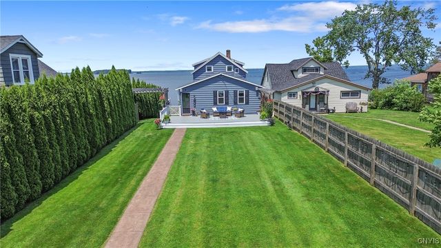 7215 Lakeshore Road, Cicero, NY 13039