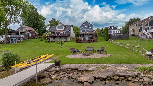 7215 Lakeshore Road, Cicero, NY 13039