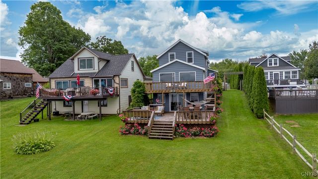 7215 Lakeshore Road, Cicero, NY 13039