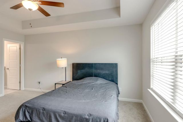 4327 Doral Dr, Murfreesboro, TN 37127