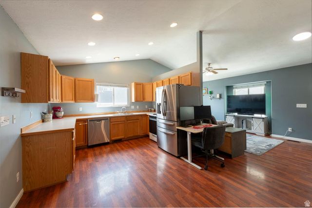 2047 E WEEPING WILLOW WAY, Eagle Mountain, UT 84005
