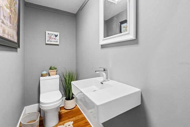 4964 COMMONWEALTH DRIVE, Sarasota, FL 34242