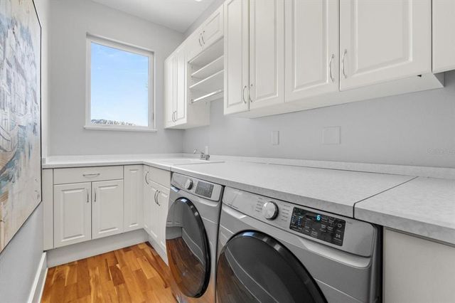 4964 COMMONWEALTH DRIVE, Sarasota, FL 34242