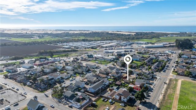 1770 Paso Robles, Oceano, CA 93445