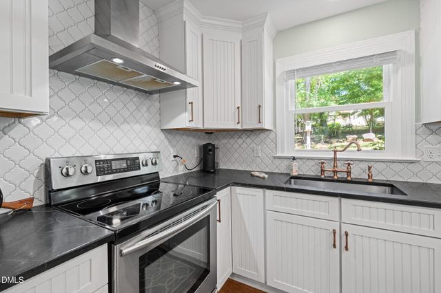 3 Danforth Place, Durham, NC 27712