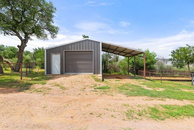 505 Broken Arrow DR, Spicewood, TX 78669