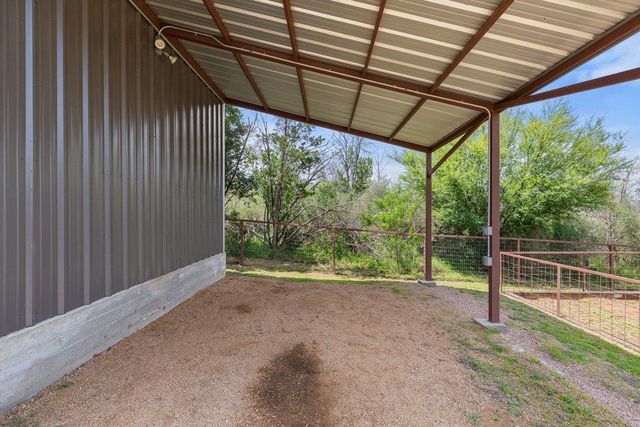 505 Broken Arrow DR, Spicewood, TX 78669