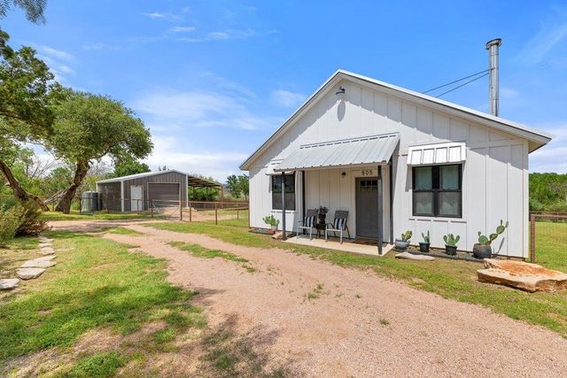 505 Broken Arrow DR, Spicewood, TX 78669