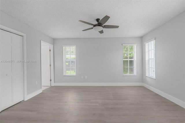 9075 SW 48th Ter 0, Miami, FL 33165