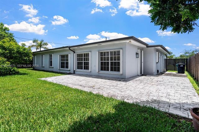 9075 SW 48th Ter 0, Miami, FL 33165