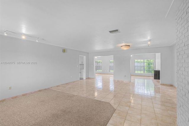 9075 SW 48th Ter 0, Miami, FL 33165