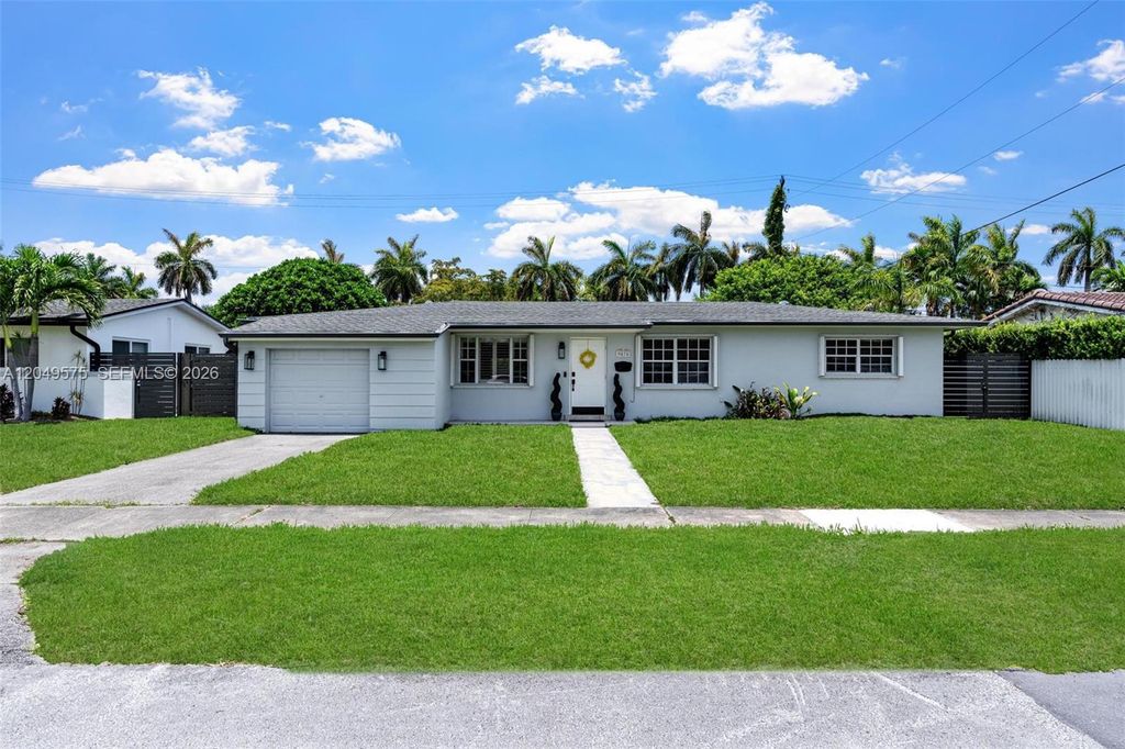 9075 SW 48th Ter 0, Miami, FL 33165