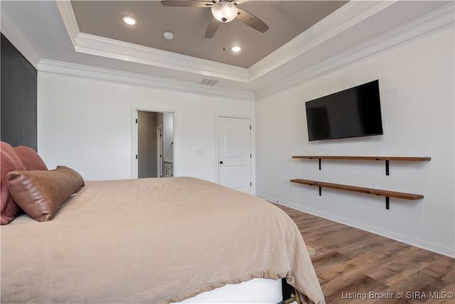 1810 Medinah Way, Henryville, IN 47126