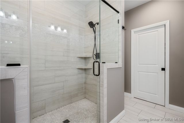 1810 Medinah Way, Henryville, IN 47126