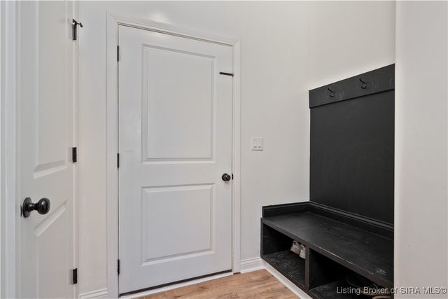 1810 Medinah Way, Henryville, IN 47126