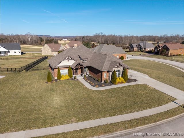 1810 Medinah Way, Henryville, IN 47126