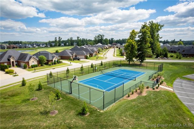 1810 Medinah Way, Henryville, IN 47126