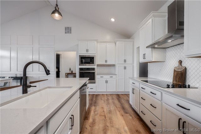 1810 Medinah Way, Henryville, IN 47126