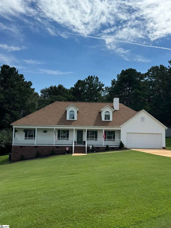 404 Woodfield Drive, Piedmont, SC 29673
